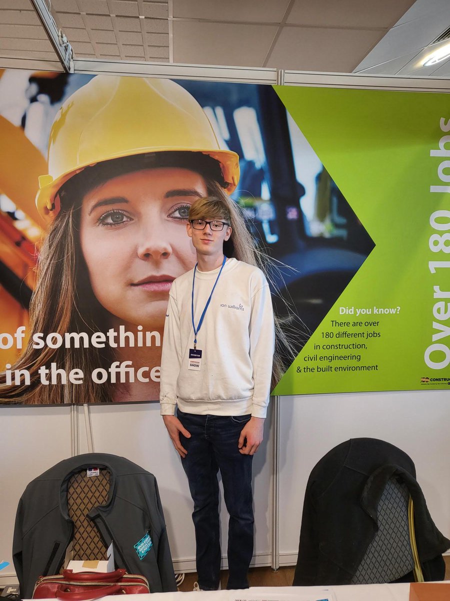 buildplymouth's tweet photo. 🌟We've been at the South West #NationalApprenticeshipShow today and will be there again all day tomorrow. We're sharing a stand with #BuildingGreaterExeter #BuildingTorbay #SharedApprenticeshipService and #Greenlight. 
#Apprenticeships
#BuildingPlymouth
#Construction https://t.co/aEvEFBYUJV