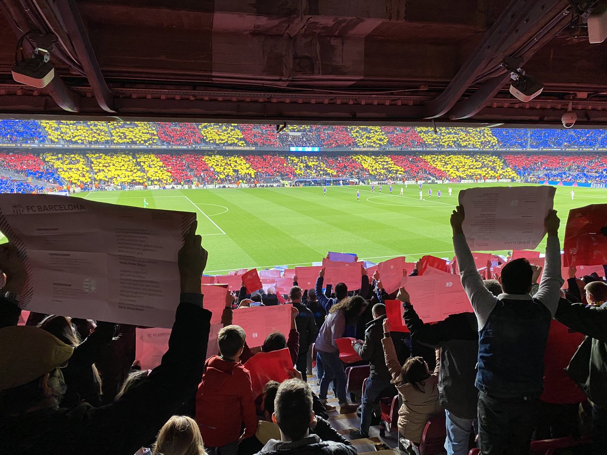 adriaserra's tweet photo. He tingut la sort de viure moltes nits màgiques al Camp Nou. Pizzi macanudo, 6-1, maneta al Madrid... La d'avui ha estat brutal. Gràcies @FCBfemeni sou el millor que ens ha passat en molt de temps. https://t.co/alKylfetGc