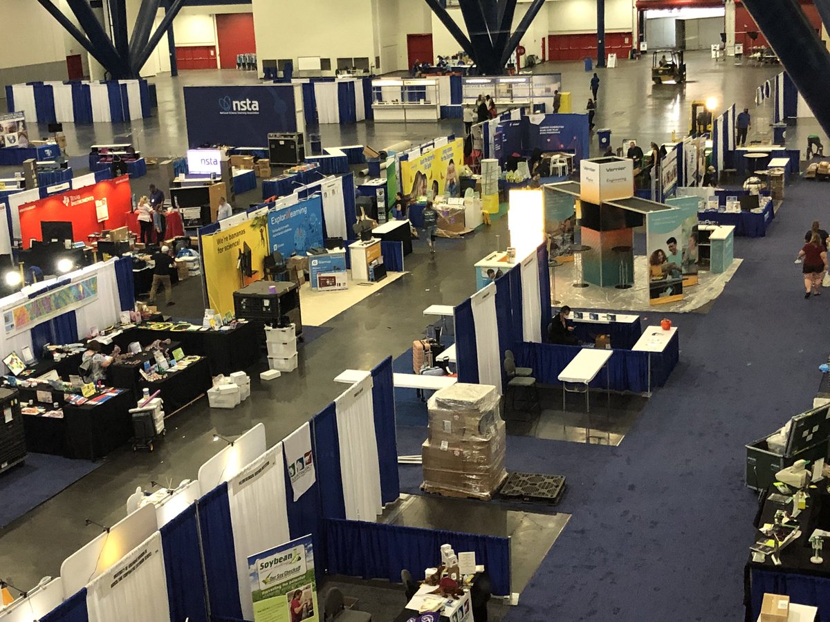 Exhibitors are busy setting up their booths for #NSTA22. I can’t wait to check out the exhibit floor tomorrow!