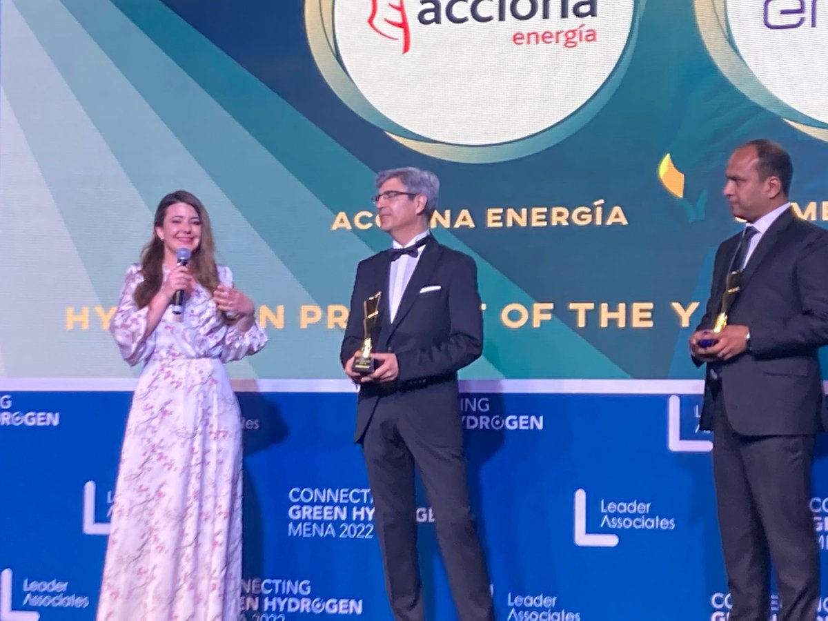 belenlinaresc's tweet photo. Thank you @LA_GreenEnergy &amp; #connectinggreenhydrogenMENA22 for the Award. Power to Green Hydrogen Mallorca is the Hydrogen Project of the year 2022. Congratulations to all @AccionaEnergia @ACCIONA @ACCIONA_EN @ACCIONA_ME @MikelSojo @eiriartem @Aosheaco @AsunPadros @IrujoMercedes https://t.co/W3CZf3q4CL