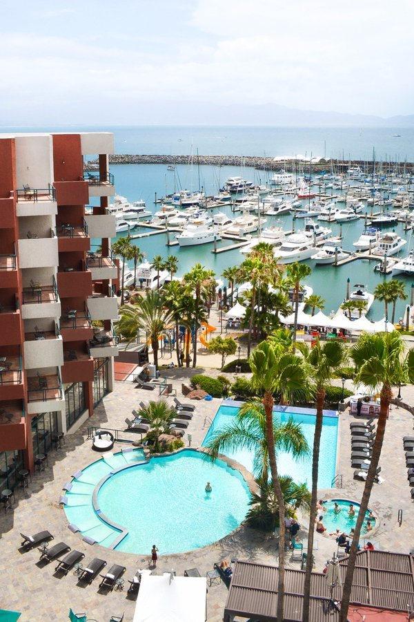MediaWyse's tweet photo. Oh snap, who has two thumbs and just registered for the "Deep SEO Conference in Ensenada" this guy!
Join me and throw fruit on stage at speakers like @DuaneForrester @cshel @ZephSnapp and others. Drinks on me! #deepseoconference #deepseo
https://t.co/ZxGWDcMOmD https://t.co/wZuMoMhOk3