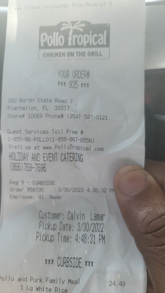 cbyronlamar's tweet photo. @pollotropical your customer service at 10069 is horrible. Placed curbside order at 4:38pm and had to flag down an employee that was leaving for the day at 5:05 to go back inside and get my order... my grandson was sleeping in the car and I couldn't get out. Wouldn't answer phone https://t.co/cQ26Eqmxm0