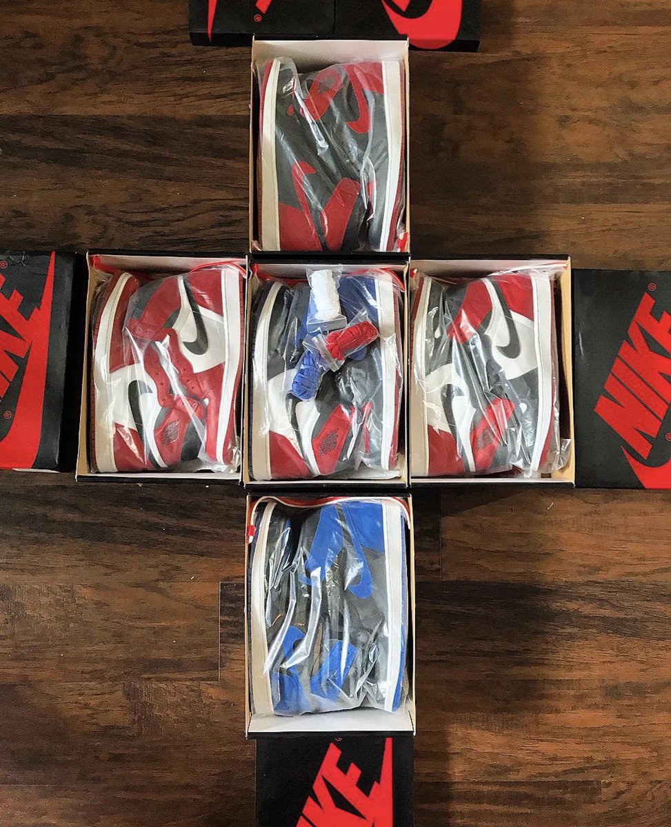 CHINNIE1380's tweet photo. I donโt love 1โs like most of you lie too ๐ But I do like them ๐
BAGGED UP DRUGS!!!
โข
โข
โข
#Jordan1s #Bred1s #Chicago1s #BlackToe1s #Royal1s #Top3 #NoneForSale https://t.co/aKMyKohjB0