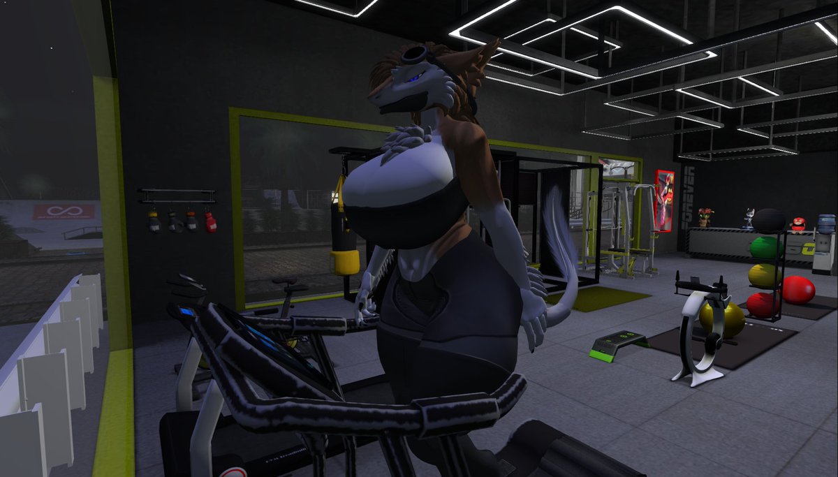 Taking some time to work the body a little more. With no match for me this week, what better time to build the body outside of the construction site!