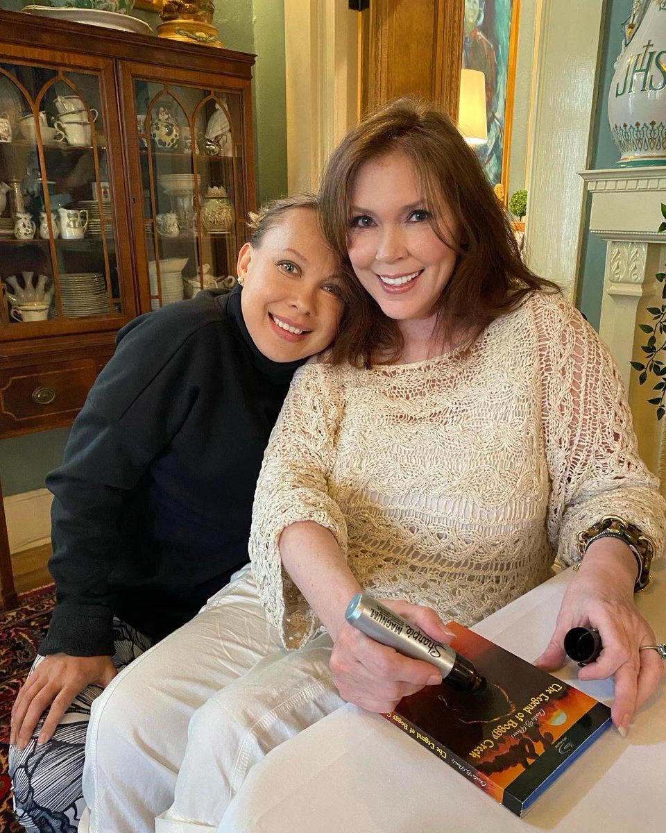 OksanaBaiul's tweet photo. Pamula Pierce Barcelou and me . Great movie great people 😊 her father made a movie An Arkansas resident most of his life, Pierce made his directorial debut with Boggy Creek, a faux documentary-style film inspired by the legend of the Bigfoot-like Fouke Monster. https://t.co/RlqcpRmH4X