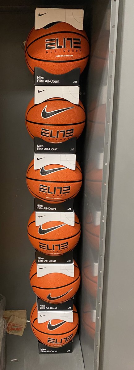 BRAND NEW #Nike basketball’s will be in play at our #Hoops4Hunger event next weekend! It isn’t too late to secure your spot at a chance to be crowned the 1st ever champion! 🏆 

Sign up today! forms.gle/kxfezToKi9D4Rq…

<a href="/nikebasketball/">Nike Basketball</a> <a href="/MadMushPurdue/">Mad Mushroom Purdue</a> <a href="/PurdueStudents/">Purdue Student Life</a> <a href="/HKPurdue/">Purdue H & K</a>