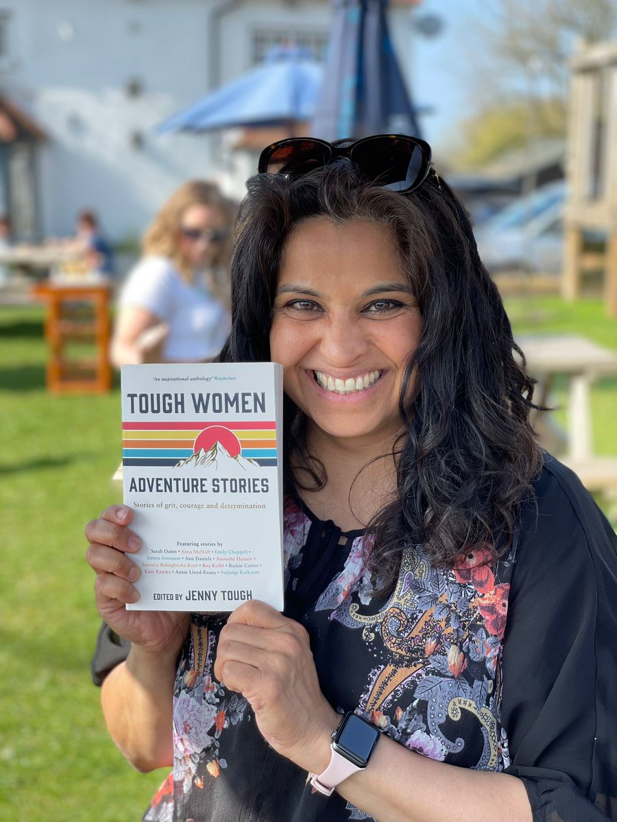 educatinggeeta's tweet photo. Dadima's outdoor walking/hiking Ambassadors~inspiring #southasianwomen engaging in the @OU_EEE @NERCscience training prog on reading #naturallandscapes W Profs @geologyclare @climate_badger @jurassicg1rl #ourstoriesmatter &amp; we're changing the narrative #diversifythecountryside https://t.co/IaWx3rQWGv