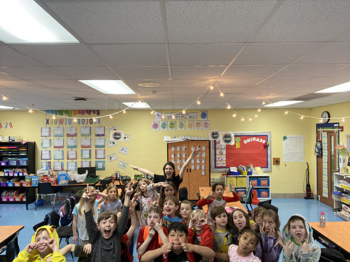 MCooper_teach's tweet photo. We ❤️ PJ Day!! https://t.co/POKlo2J6Vh