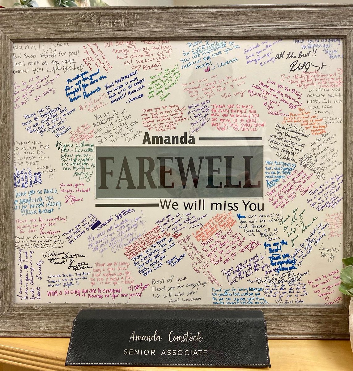 CISDSuptEA's tweet photo. …when your coworkers/friends know your love language (gimme all the words and leave me with none). 

New adventures await, but my CHMS family will always hold a special place in my heart. 🐾❤️ https://t.co/nGZsTBjImg