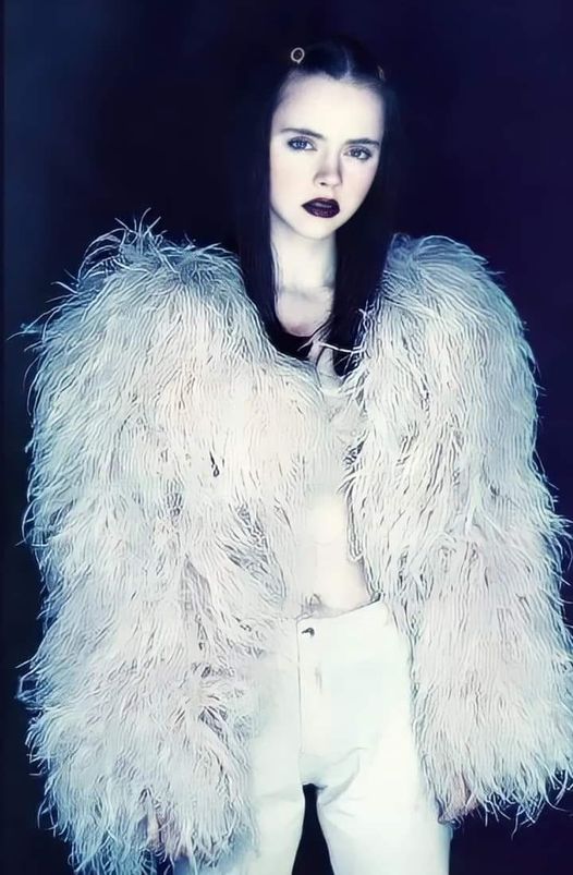 gothculturenbj's tweet photo. Christina Ricci https://t.co/GcmYa8v5Pw