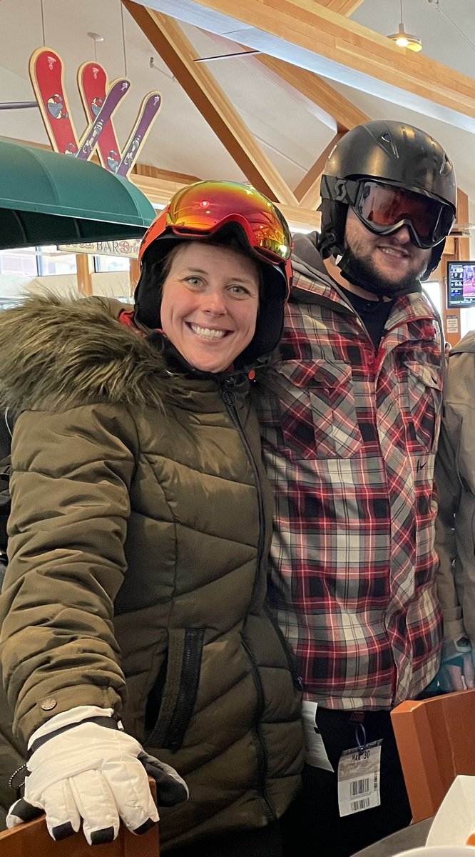 NFTeeETH's tweet photo. “Somewhere on the mountain, they say that there’s a potion, that makes you truly happy, and infinite in wisdom” Great day on the mountain today with my beautiful wife and some good friends. #twiddle #mihali #lovelandskiarea #coloradothings https://t.co/l8gkydIIqA