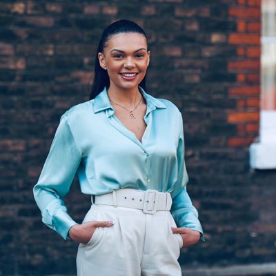 Holly Townsend tweet media