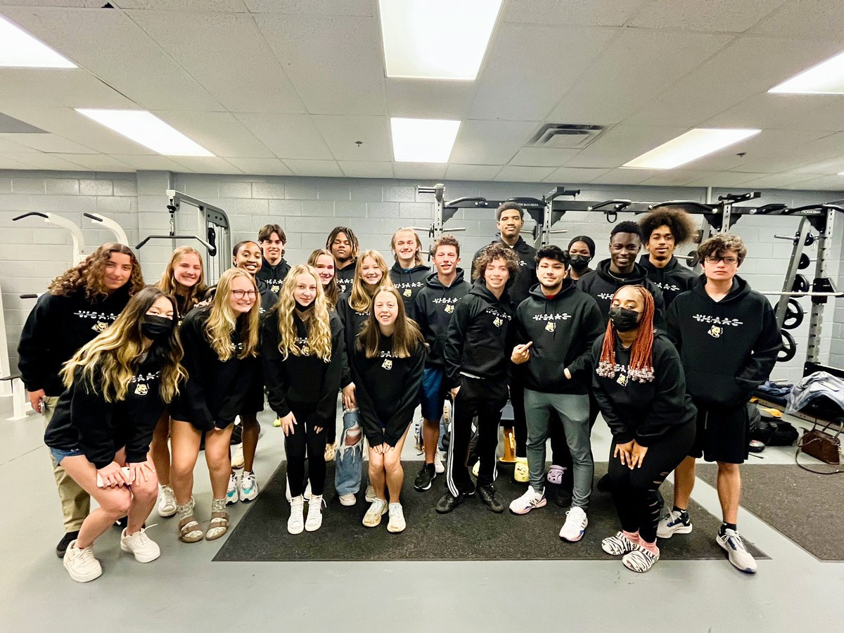 ClaudiaBatichon's tweet photo. Wildcat Student-Athlete Advisory Council: Uniting and creating a voice for @Wheeler_High student-athletes . Thank you for the hoodies Coach Sawyer &amp; @HoltWildcat #WSAAC #StudentAthlete https://t.co/SLbG5sNKXC