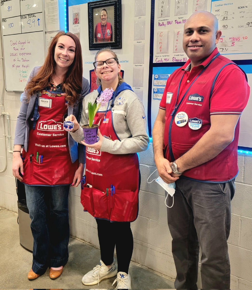 GraceAtLowes's tweet photo. Today we presented our amazing Head Cashier Trinity with her 2 year anniversary badge and our Cashier George with his 5 year anniversary badge! Thank you both for all you do!!! 🌺💝 #lowes https://t.co/iEcAxRi2qV
