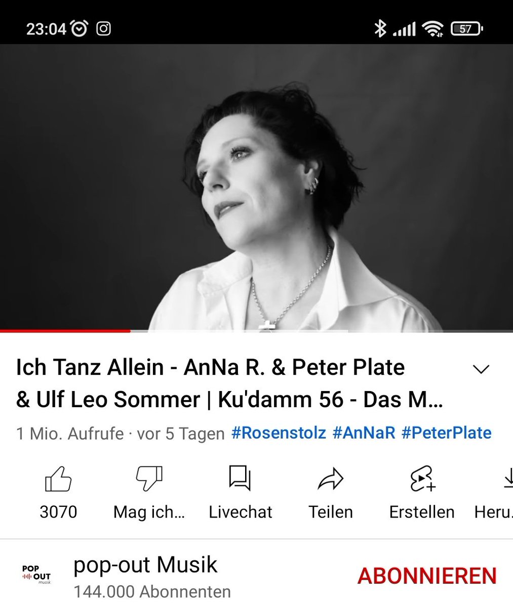 rosenstolz's tweet photo. Wir sind #happy.
1.000.000 #views auf #youtube in nur 5 Tagen. #Danke , dass ihr unseren #Song #IchTanzAllein und das #Video so liebt 😘.
Hier geht es zum #Clip :
https://t.co/yxH6q7zzL2
#rosenstolz #AnNaR #peterplate #ulfleosommer #kudamm56dasmusical
@peterplate https://t.co/9t8Vet5lnv