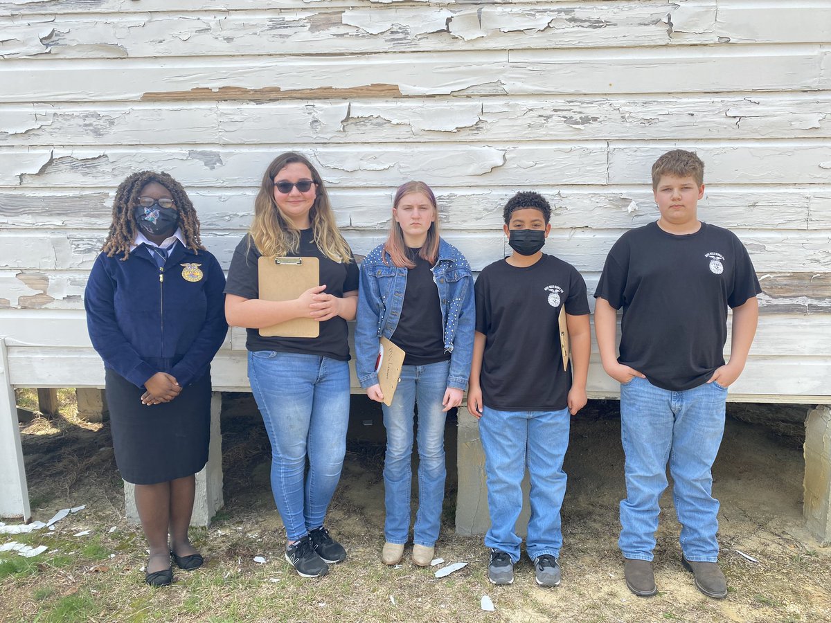HMMS_FFA's tweet photo. Ready for Federation LDEs &amp; Tool ID #ncffa #ccscte #aged https://t.co/NizQ71Ea4z