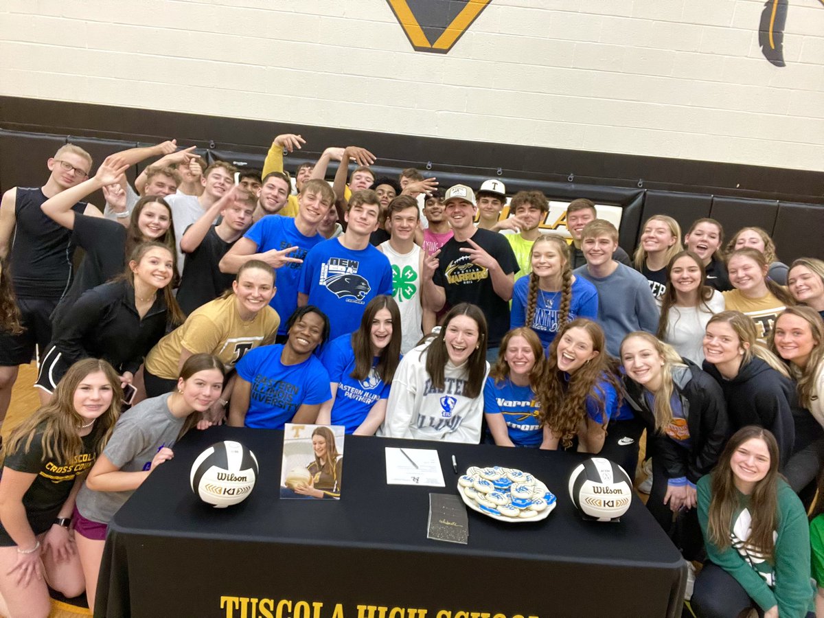 I’m so grateful for everyone that came out to support me today. It’s official! 💙🤍