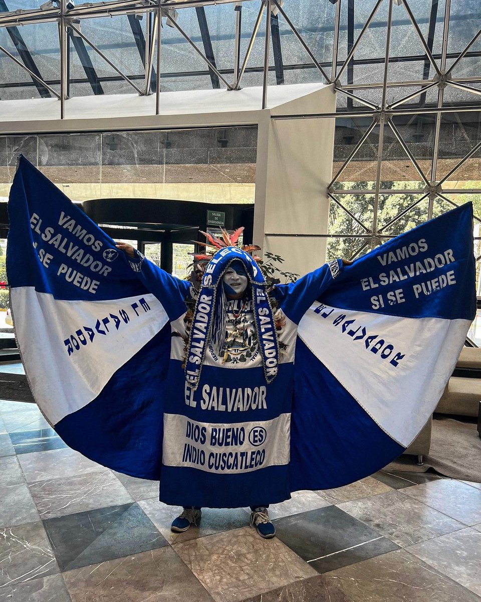 ADChalatenango's tweet photo. ¡Desde el Norte de El Salvador hasta el Azteca! 🇲🇽⚔️🇸🇻

#AlacranesPorelMundo #SomosAlacranes #TodosSomos33 https://t.co/xCnS8CK5Jg