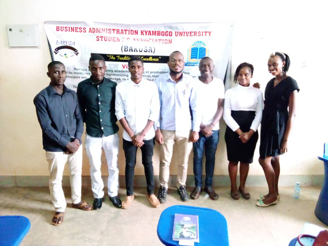 BAKUSAKYU's tweet photo. Appreciation goes to the #outgoingLeadership that formed the #AdhocCommittee that is going to organize the #elections of the new leadership early #SemesterOne.
@kyambogou https://t.co/UyjtImrIMk