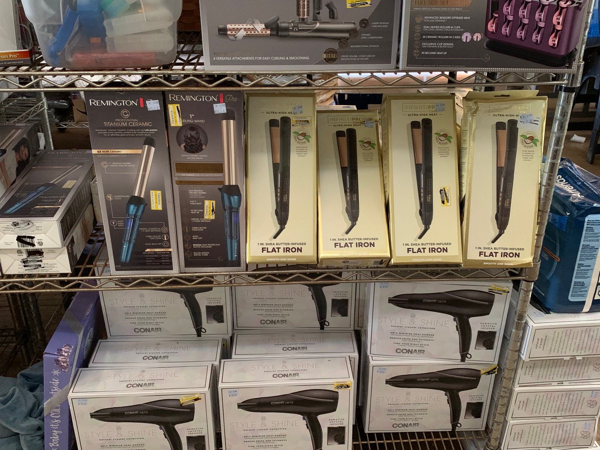 KauaiHabitat's tweet photo. It's #WhatsInStoreWednesday! This week stop by #ReStore for your hair care items! Flat Irons, Curling Irons, Blow Dryers!! https://t.co/dnXGliYKil #thestorethatbuildshomes #shopandsave #shopandbuild https://t.co/Iai9fElpA4