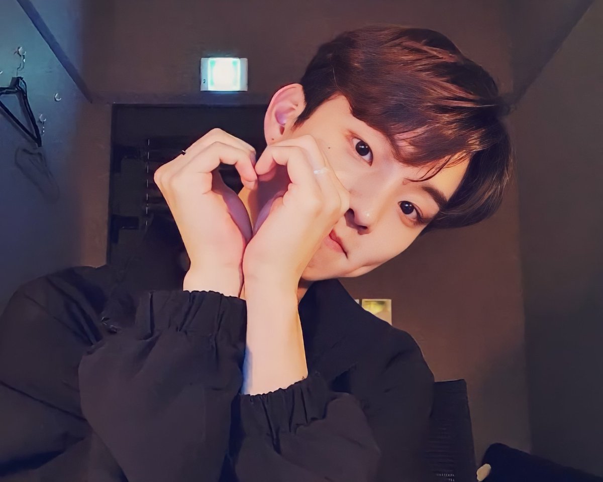 THEBOYZ_HD's tweet photo. 📷[#PHOTO] VLIVE
~#Q #CHANGMIN #THEBOYZ https://t.co/1LRgQffEu1