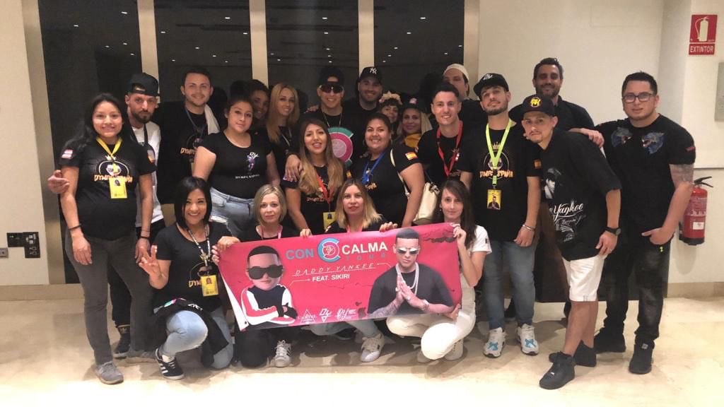 yuzabeth96's tweet photo. Necesitamos la Última Vuelta @daddy_yankee  @nevarezpr @PINARECORDS1  @MireddysG https://t.co/GLAkkbOphB