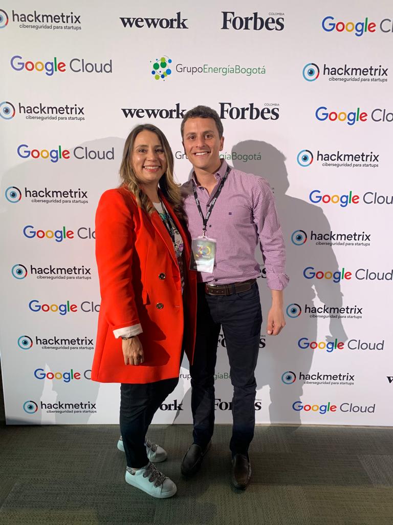 colombiafintech's tweet photo. Estuvimos presentes en las #30PromesasForbes junto a nuestro Director de Operaciones💃🏻🙅🏻‍♀️ Acompañando a también a uno de nuestros #CFMembers @IncMinka🔥¡Gracias por la invitación @forbescolombia! 🚀 Nos encanta ver esta cantidad de #Startups que van para arriba👏🏼🕺🏻 https://t.co/0ATyPoaF1m