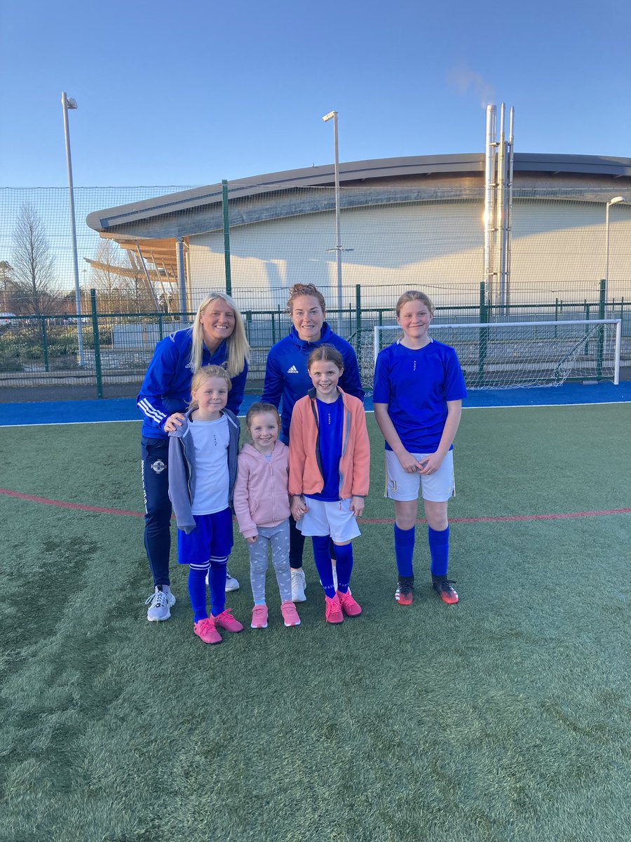 <a href="/MADLcharity/">MADL</a>, thanks for yr continued support;  2 super stars of the NI womens football team with 4 legends in their own right 💖 -