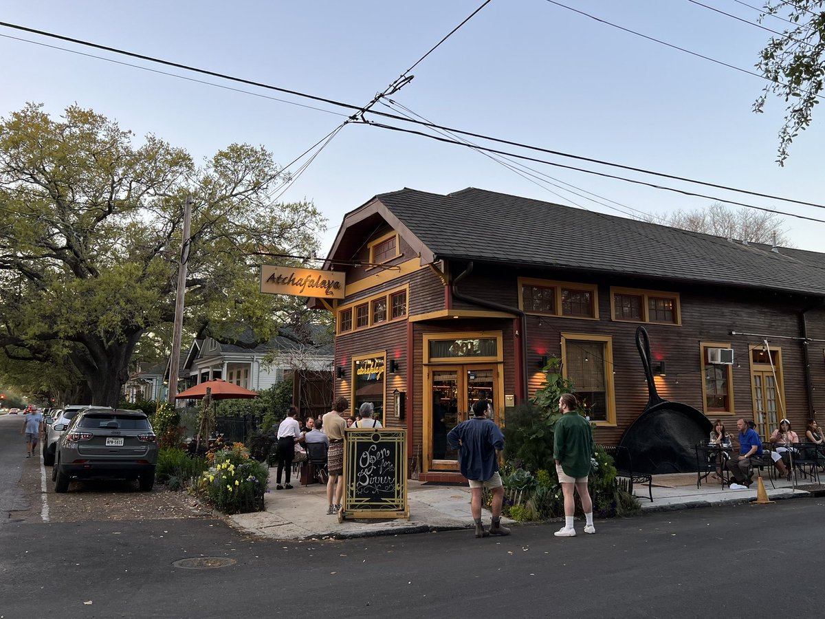 We should bring back corner retail, restaurants, and cafes in residential zones.