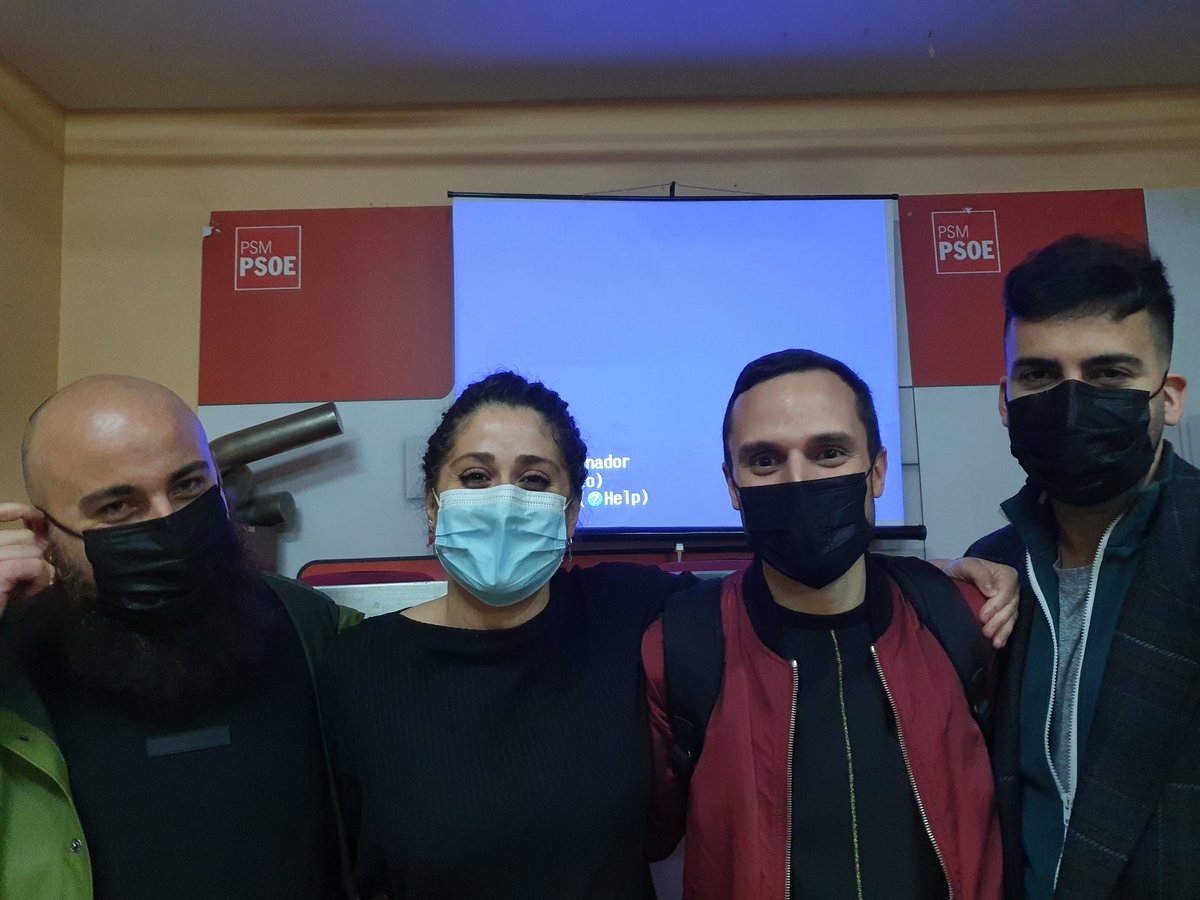 EnmaLopez's tweet photo. Hoy hemos soñado en Puente de Vallecas con #Parque30 junto a @giraldeo.
¿Qué es Parque 30? Su idea maravillosa de convertir la M30 en un gran parque. ¡Imagináos la diferencia! https://t.co/l74dw8zaW6