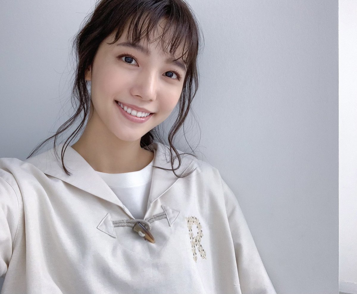 nakagawa__kana's tweet photo. 『SMILELAND 2022初春号』の時の📸
ニッセンの大きいサイズのレディース服通販「スマイルランド(@smileland_nis )」
デジタルカタログもあります🌸✨
ぜひチェックしてみてください👀
https://t.co/rod0dXwWIH
#スマイルランド
#SMILELAND
#ニッセン https://t.co/kbIm3i12w4