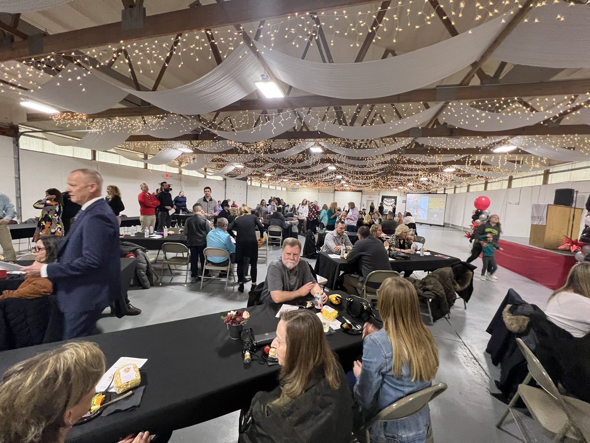 Yorkville115's tweet photo. @YEF115 Fostering Our Future Awards have begun!! Let’s celebrate all the nominees and winners…congratulations! #FoxPride https://t.co/pEGjtDyBrl