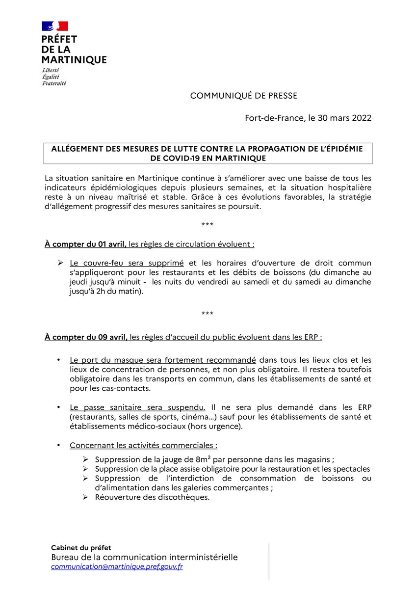 Prefet972's tweet photo. "Cet allègement tant attendu est une victoire collective. Restons prudents et protégeons les personnes fragiles."
Les gestes barrières, notamment le port du masque, et la vaccination restent les principaux outils pour lutter contre l’épidémie.

Préfet de la Martinique. https://t.co/9rLTR1i7gf
