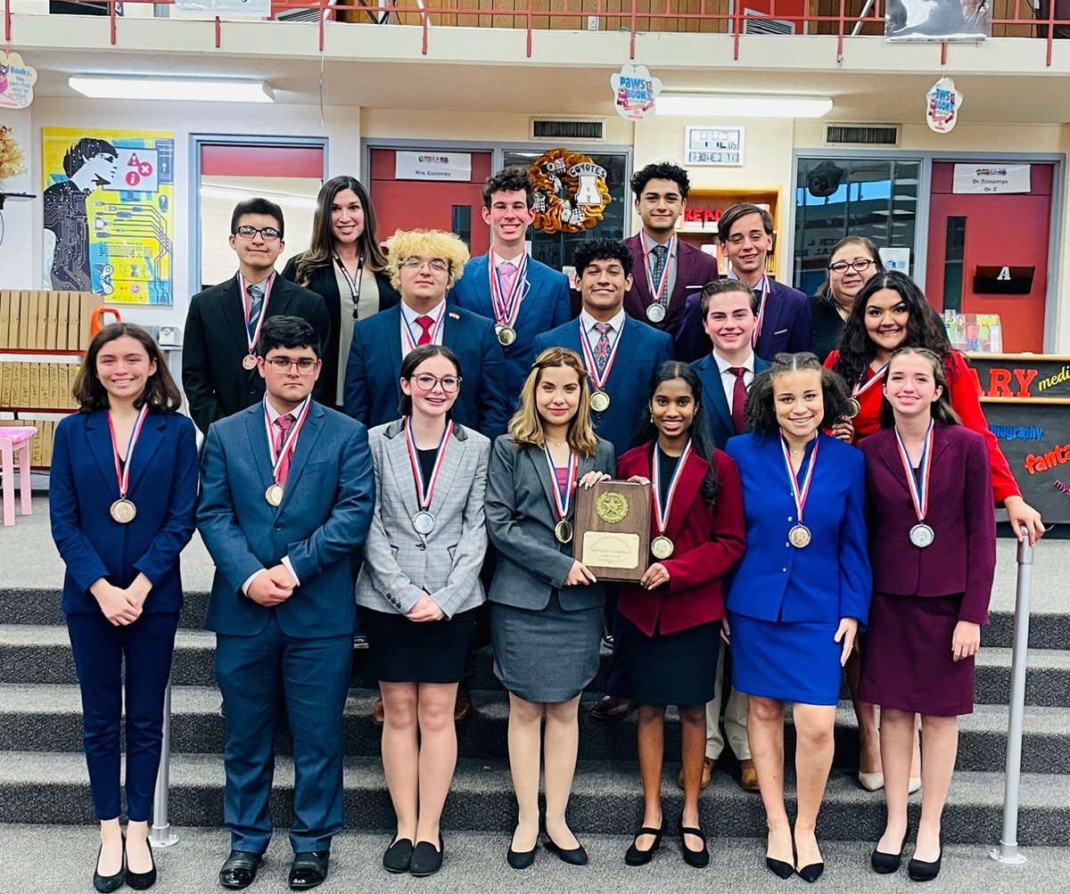 tm_speechdebate's tweet photo. Tuloso-Midway is your District Speech Team Champion!! Out of the 15 slots advancing to Regionals, TM makes up 13, sweeping 3 of the 5 events! We are so proud! #tmspeechdebate #tulosomidway #letsgo https://t.co/NJeoswzj5F