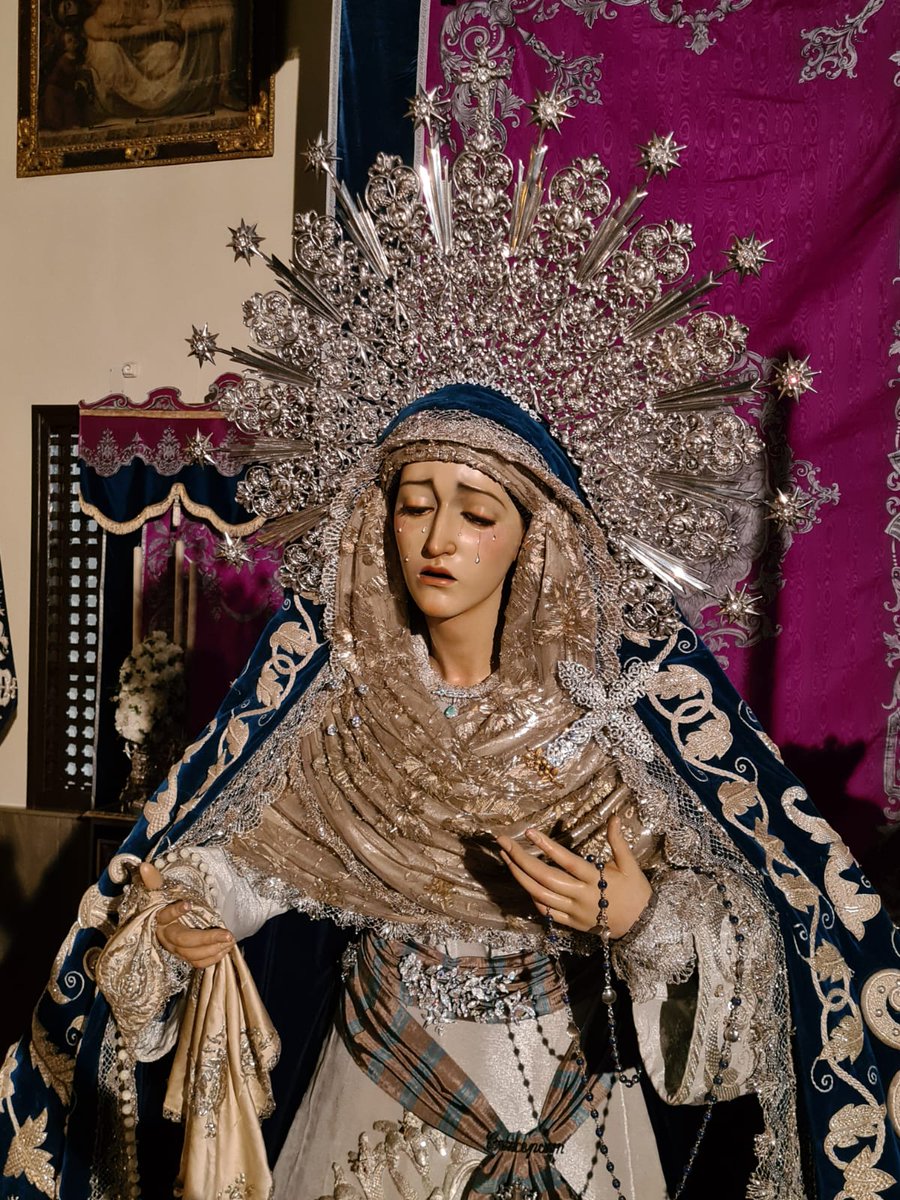 LlamadorGranada's tweet photo. Hoy nos han acompañado las Hermandades de @hdadconcepcion y @Pasionyestrella

🎶 Además, @ALopezCarreno director de @BMMGRA ha hablado de la nueva marcha para @Hdad_ChiasGR titulada 'Salve Soledad'

Escúchalo en 📻 https://t.co/V3sY4tvXB4 https://t.co/Zp42GXvdb6