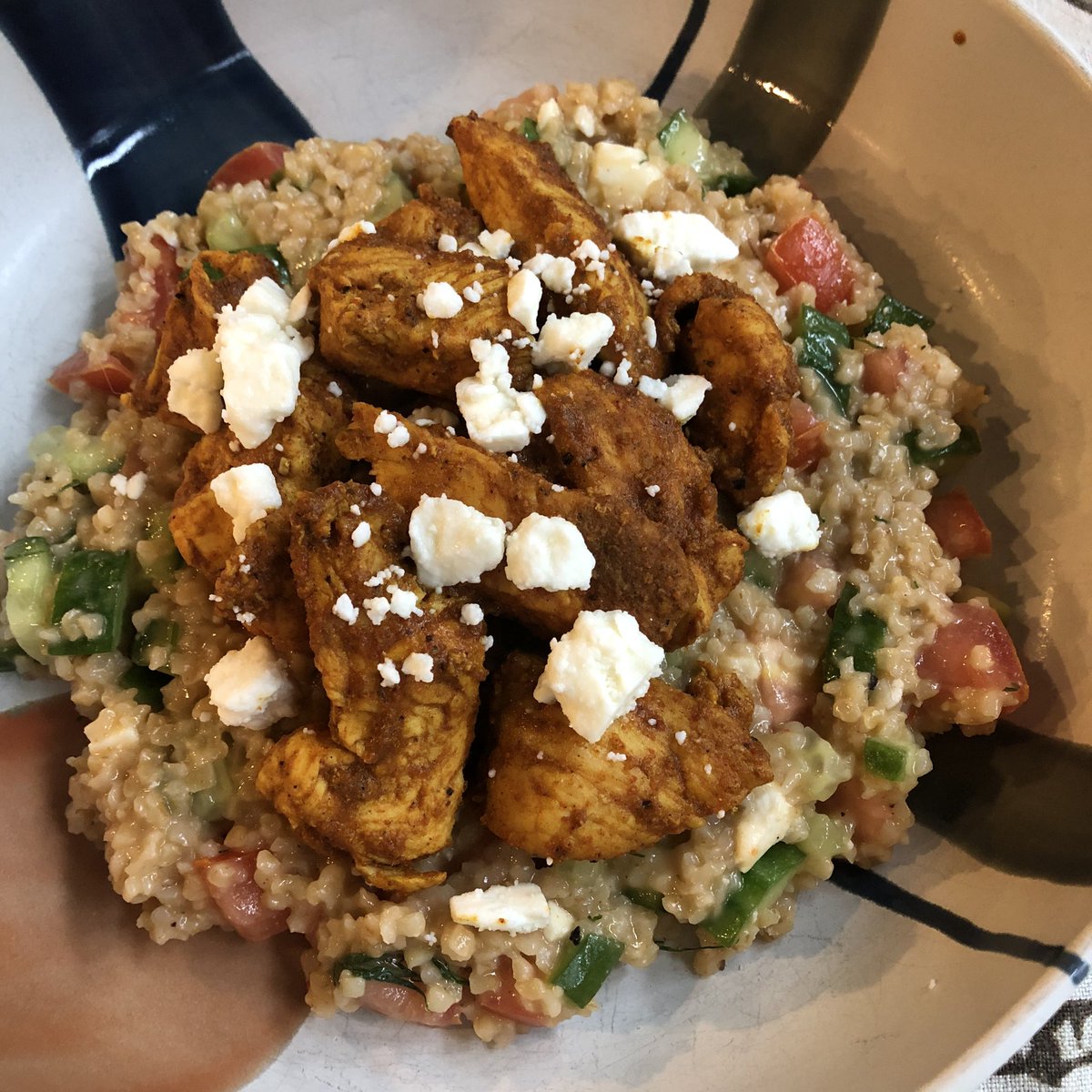 SherylLozicki's tweet photo. Spicy Harissa Chicken Bowls in honor of #NationalNutritionMonth World of Flavors theme. A tabbouleh base makes this whole grain #hellofresh dish highly repeatable! https://t.co/YZEExRxpow