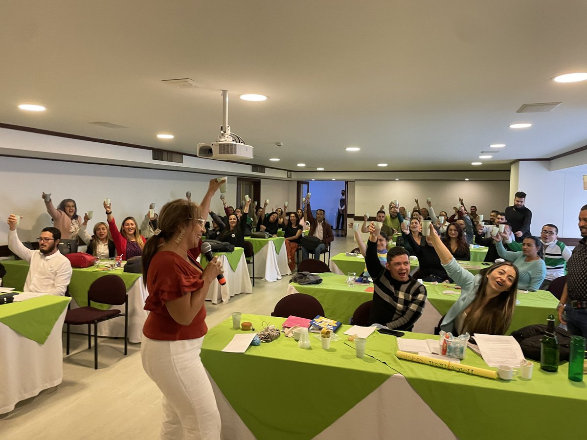 Daz4Grace's tweet photo. @PTA_Colombia Diez años transformando prácticas y sembrando sueños en la región caldense. @Mineducacion https://t.co/LZ7HfzhKjx