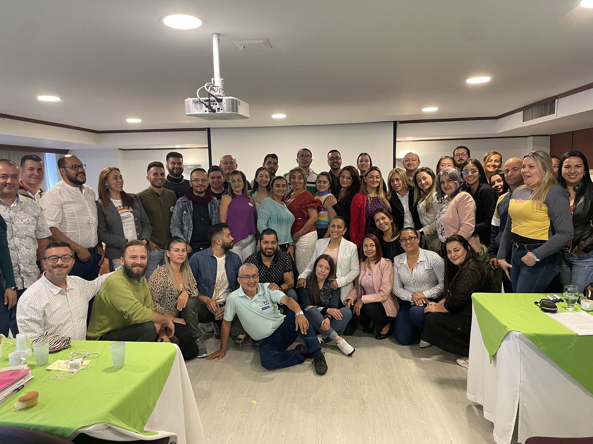 Daz4Grace's tweet photo. @PTA_Colombia Diez años transformando prácticas y sembrando sueños en la región caldense. @Mineducacion https://t.co/LZ7HfzhKjx