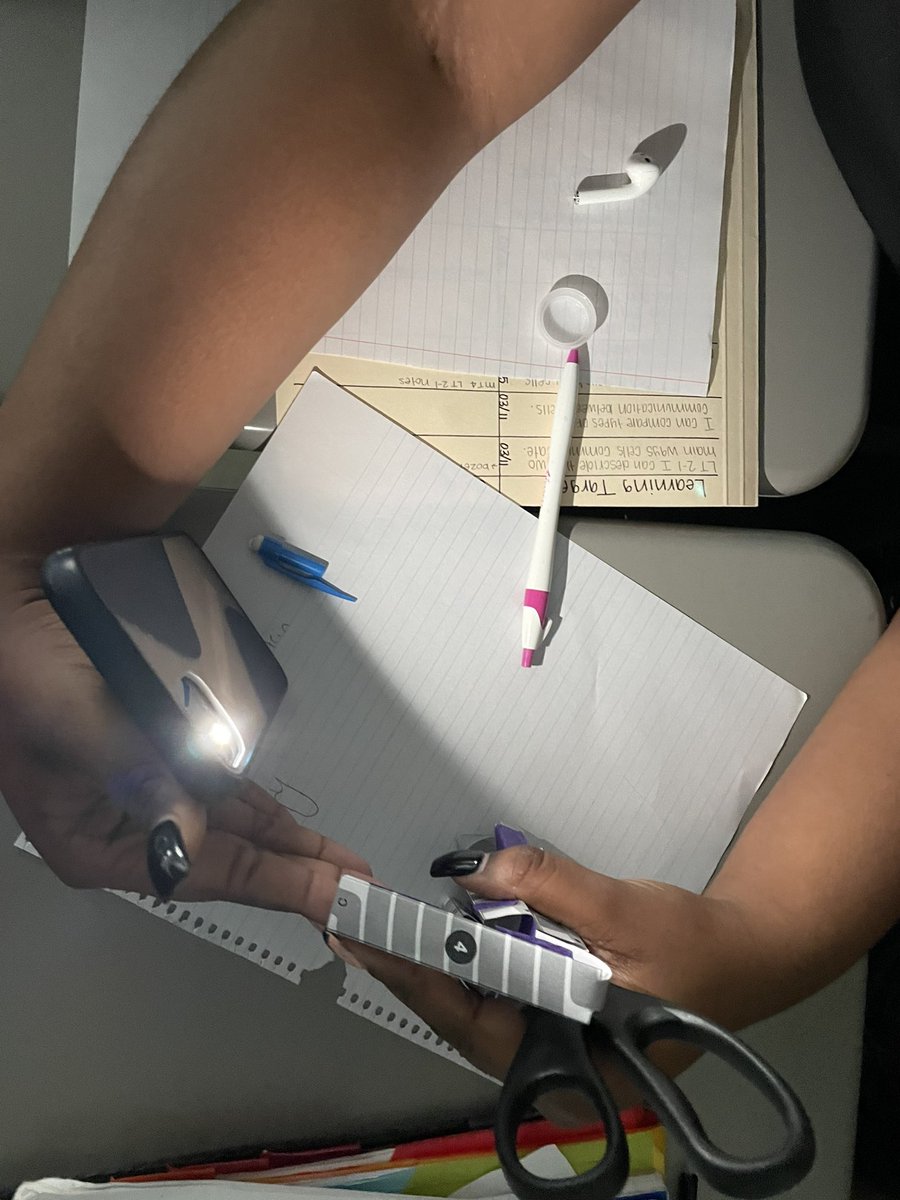 MeredithBarkley's tweet image. My ##apbiology teacher friends will appreciate how resourceful my Ss were in building models today… I’ve never seen bottle caps, lip gloss, &amp;amp; pistachio shells put to such great use alongside GPCR paper models @rcsbPDB @ocsjackets @OHSJackets1 🐝 #barkleybiology