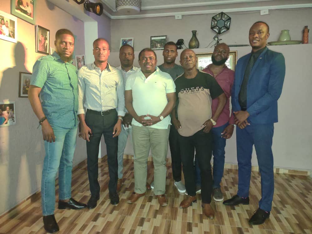 avokapepla's tweet photo. J’ai rencontré aujourd’hui des  membres de la coordination SDP du Bas-Artibonite.Nous avons parlé de la conjoncture,de l’accord du 11 Sept,de l’avenir du SDP et de l’insécurité.Les discussions ont été franches et directes.C’était un bel exercice,constructif, amical,Démocratique. https://t.co/54cS9T7uvm