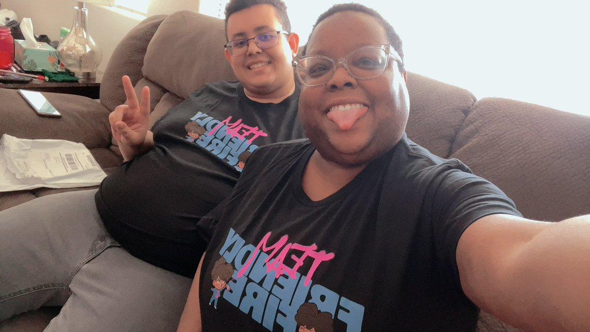 MidnightPursona's tweet photo. @scribelatte and I sporting our new shirts from our favorite #teamfriendlyfire (@DefinedByKy & @BlackKrystel from @AchievementHunt) ๐โจ https://t.co/lqtXTdOdjt