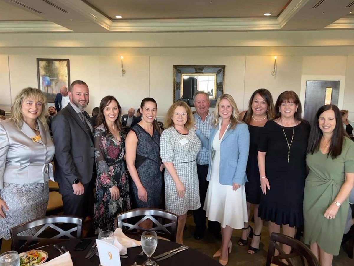 jenna_persons's tweet photo. Another great Annual Post Session Luncheon hosted by Senators @Kathleen4SWFL and @isayray .  Enjoyed visiting with so many of our community leaders in SWFL! https://t.co/x8LNLcrl1d