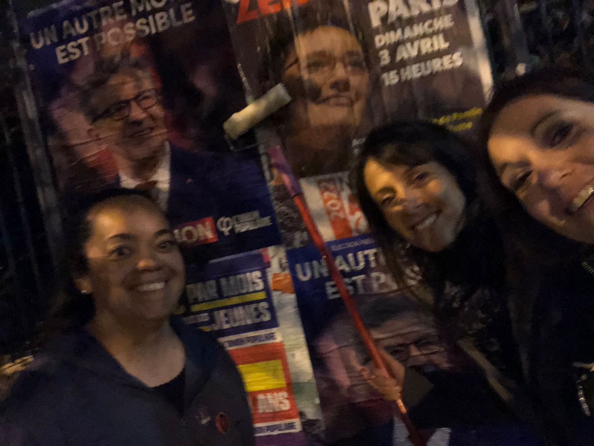 Pas de répit, vite la #6erepublique on en a marre des #fillongate #MacronMenteur #McKinseyMacronGate #RotschildGate bravo à ceux qui se battent pour un nouveau monde #UnAutreMondeEstPossible collage #Chelles by night  #MelenchonVaGagner