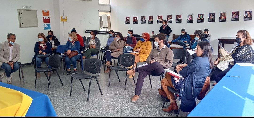 El CAC Nacional está integrado por 19 consejeros que son elegidos democráticamente para representar las opiniones y visiones de niños, niñas y adolescentes en asuntos de su interés y asesorar a las instituciones del Estado.