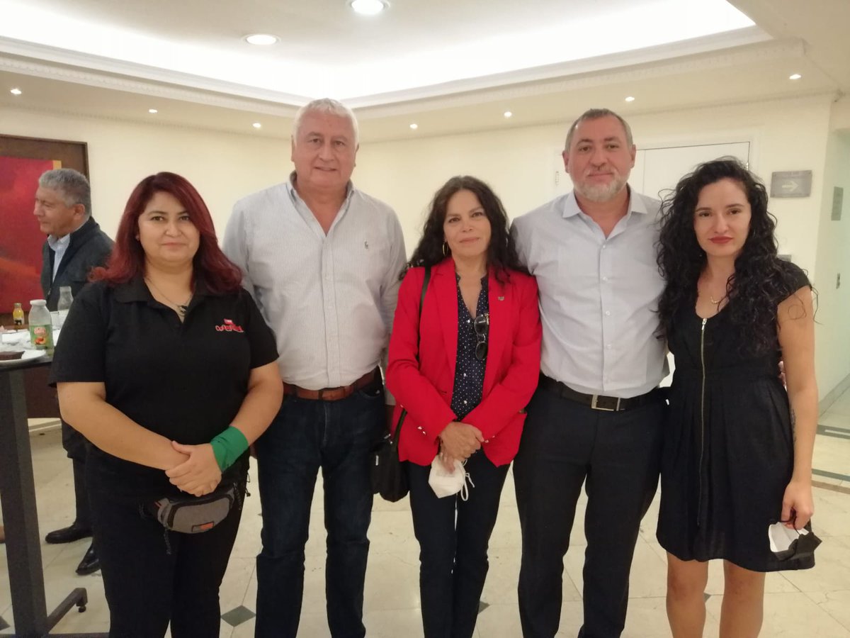 Dirigente del Sindicato 2, Lorena Castro es elegida presidenta de Fetra Chile sindicato2tvn.cl/2022/03/30/dir…