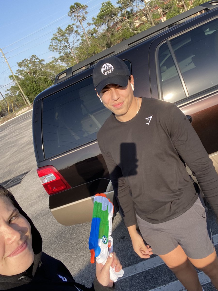DaddysHose's tweet photo. Eliminated Derek! @chswaterwars22 https://t.co/nTbODcC2Ug