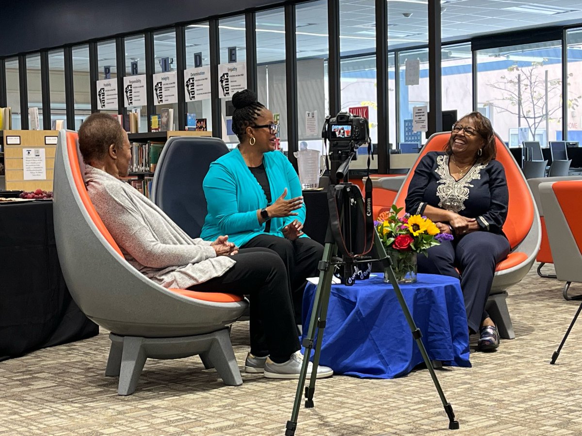 PrincipalIrving's tweet photo. As we conclude #womenshistorymonth I want to thank former Jordan Principals - Alta Cooke (1987-1994) &amp; Roz Morgan (2002-2011) for joining me for the first JHS “Blue Table Talk” and providing advice and guidance on how to lead as an African-American woman.  🐾💙🖤 #theypavedtheway https://t.co/0WENQuwOos