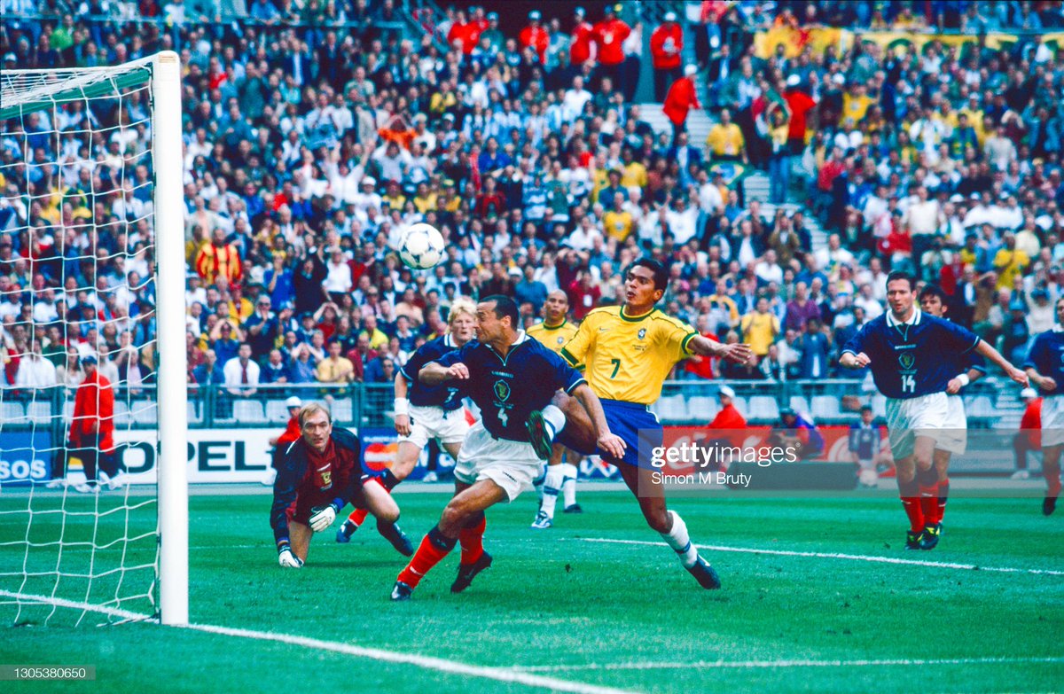 CopaLendas's tweet photo. Giovanni, Brasil 🇧🇷.
Copa do Mundo de 1998, França.
Vice campeão.
0 gol, 1 jogo.
#giovanni #brasil #worldcup1998 #copa1998 #fifa #lenda #seleção #amarelinha #canarinho #cbf #stadedefrance #bra #qatar2022 https://t.co/76Vl3ZFjYU