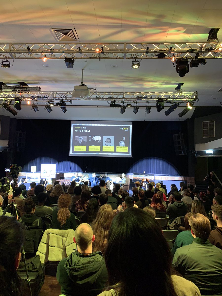 SoulmatesNFT's tweet photo. Today @SoulmatesNFT were represented on @etherealcnft NFT event in London

 #NFTevent #NFTs #NFTCollection  
Thanks @Antennaman21 ❤️ https://t.co/4LhtLrTNTy