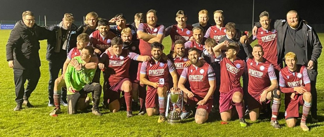littlecommonfc's tweet photo. Congratulations to the 2nd XI who lifted the Robertsbridge Charity Cup this evening with a 2-1 win over Sandhurst. https://t.co/Fz15q1F2BP